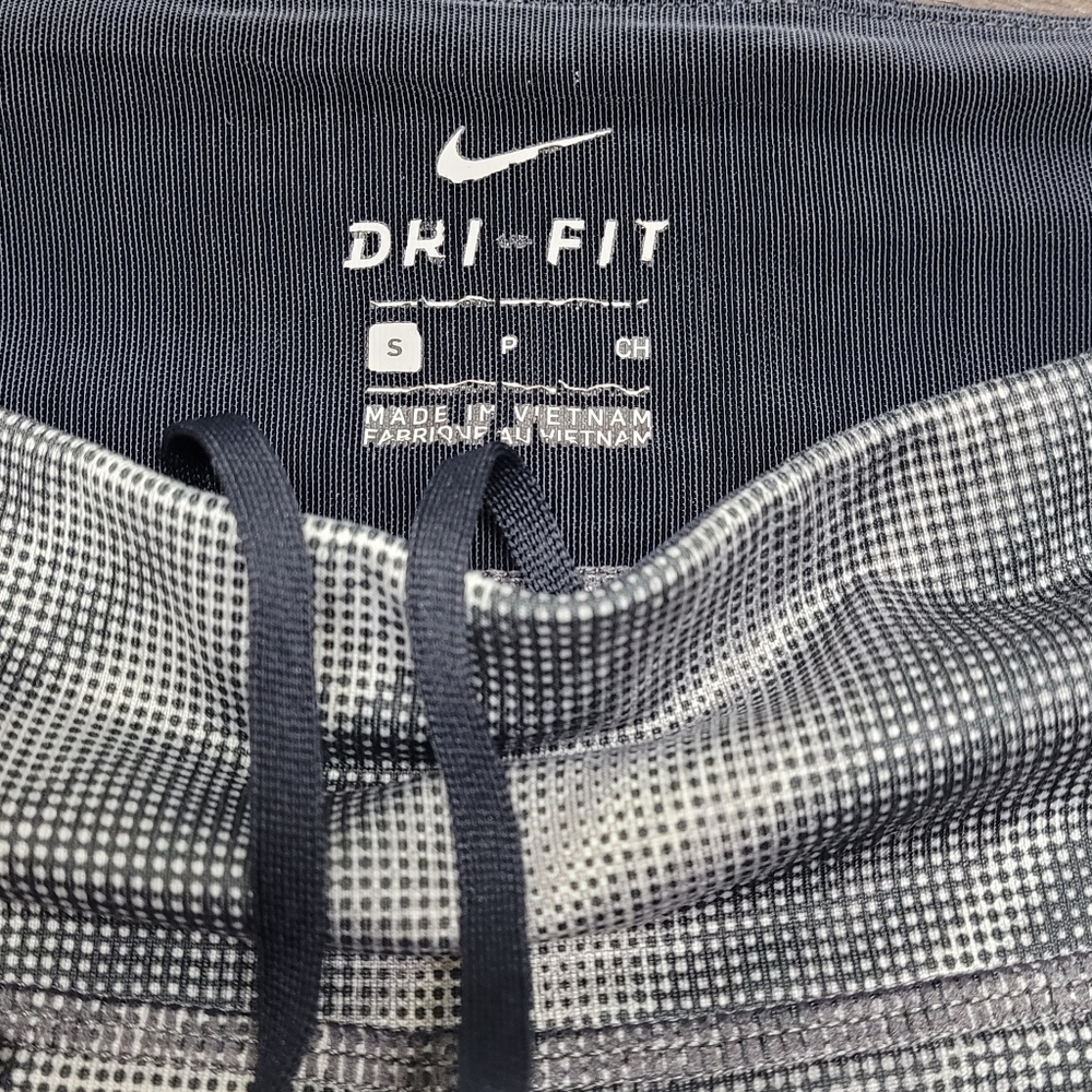 Nike Dri-Fit running reflective capri cropped leggings mesh - Picture 3 of 10